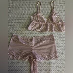 Sexy brand new 2 piece lingerie sleepwear or to ur for woman 👩